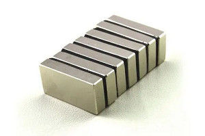 N42 μόνιμο συμπυκνωμένο NdFeB μέγεθος επιστρώματος μαγνητών εποξικό που προσαρμόζεται