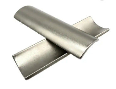 Εποξικό εποξικό μέγεθος μαγνητών μηχανών νεοδύμιου μορφής τόξων που προσαρμόζεται