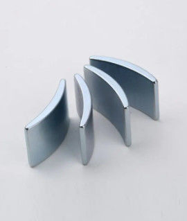 Ανθεκτικό συμπυκνωμένο τόξων NdFeB δείγμα μαγνητών μηχανών μαγνητών μόνιμο διαθέσιμο